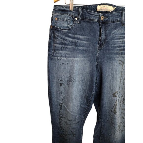 Torrid Denim Jeans Womens Size 18  Graphic Print Girlfriend Skinny Leg - Picture 3 of 7